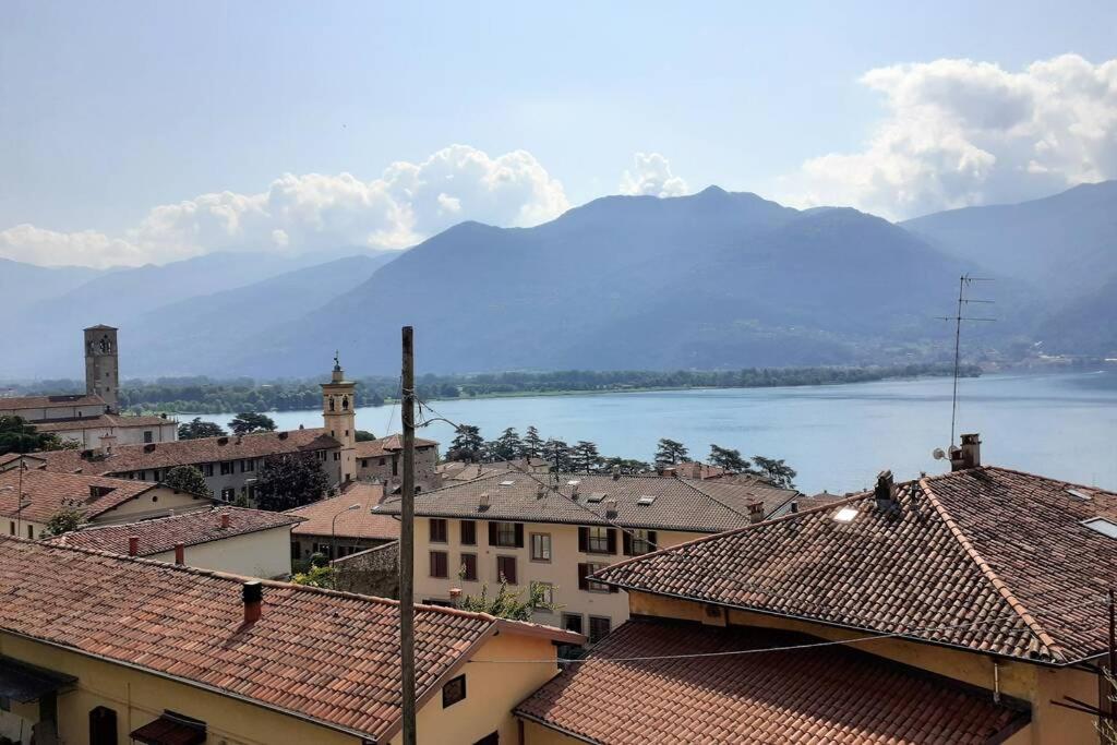 Feel At Home - Casa Loredana Lovere Bagian luar foto