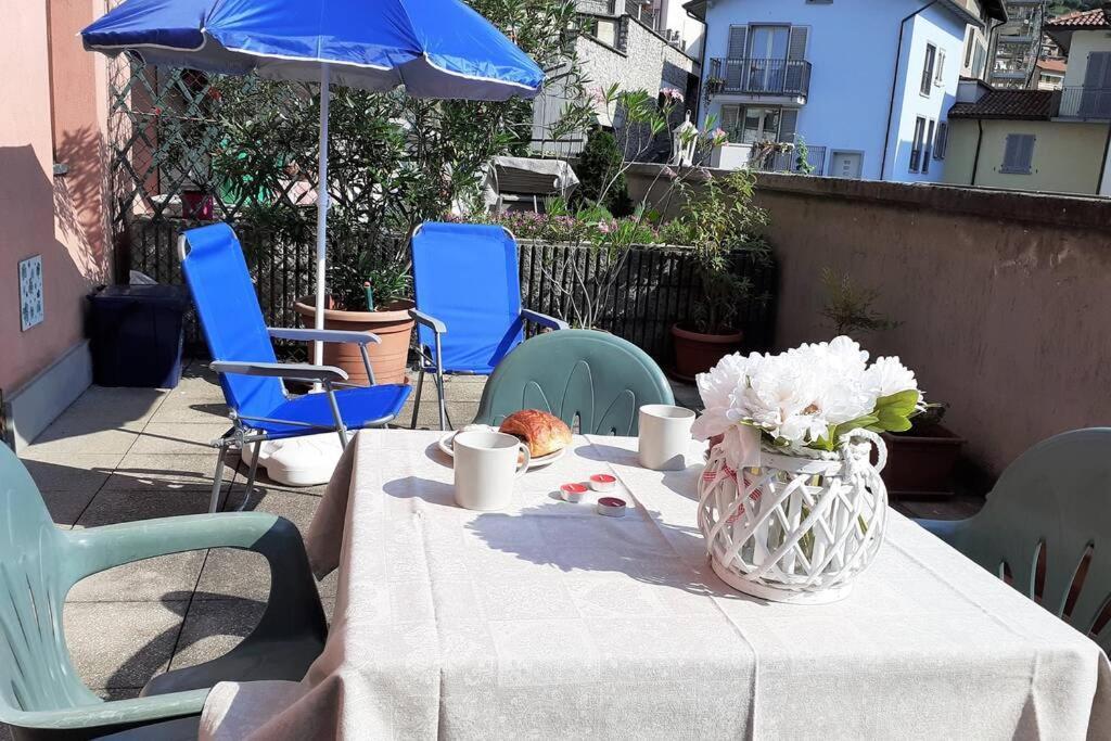 Feel At Home - Casa Loredana Lovere Bagian luar foto